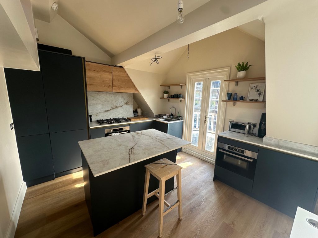 2 3 | Kutchenhaus, Chester