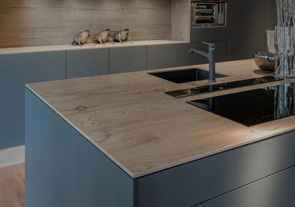 Neolith 3 | Kutchenhaus, Chester